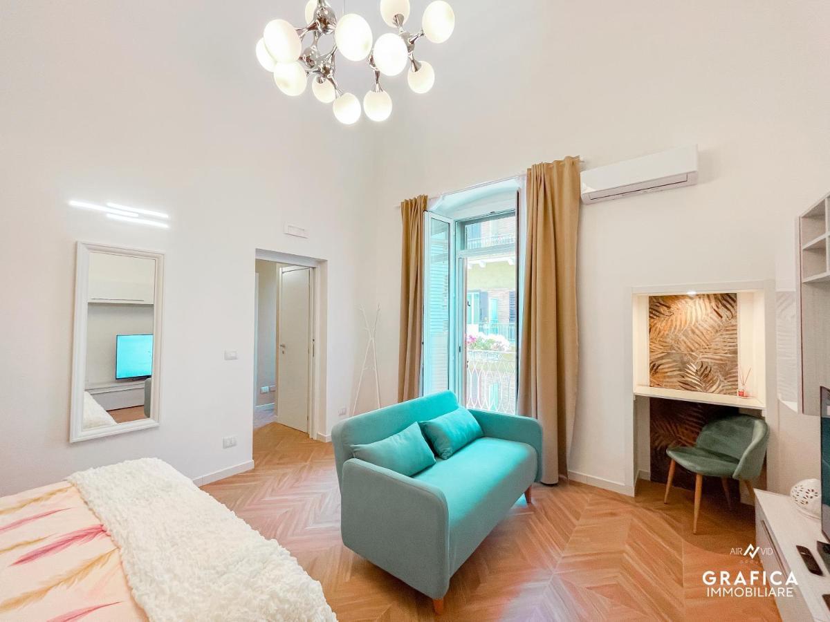 Ameli Home Luxury Apartment Tarento Exterior foto